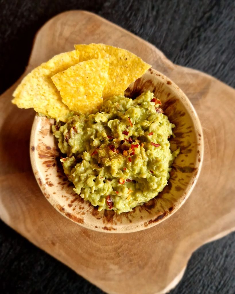 Zelfgemaakte guacamole