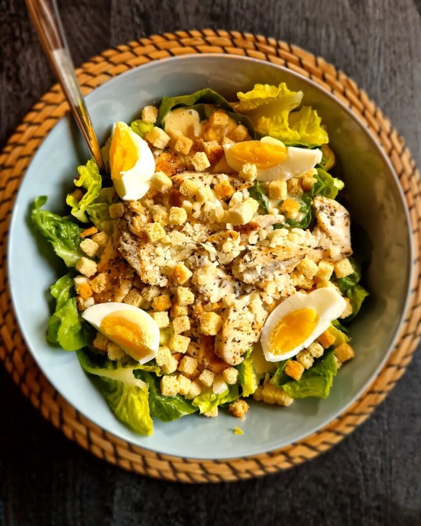 Caeser salade met gegrilde kip