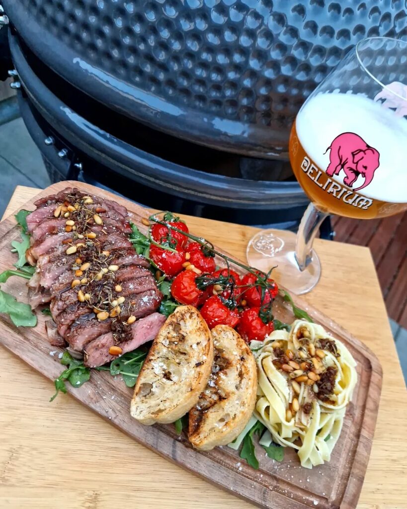 Gegrilde entrecote met tagliatelle