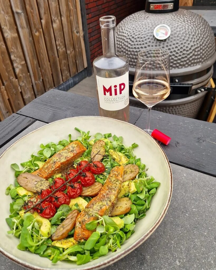 Warm gerookte zalmsalade